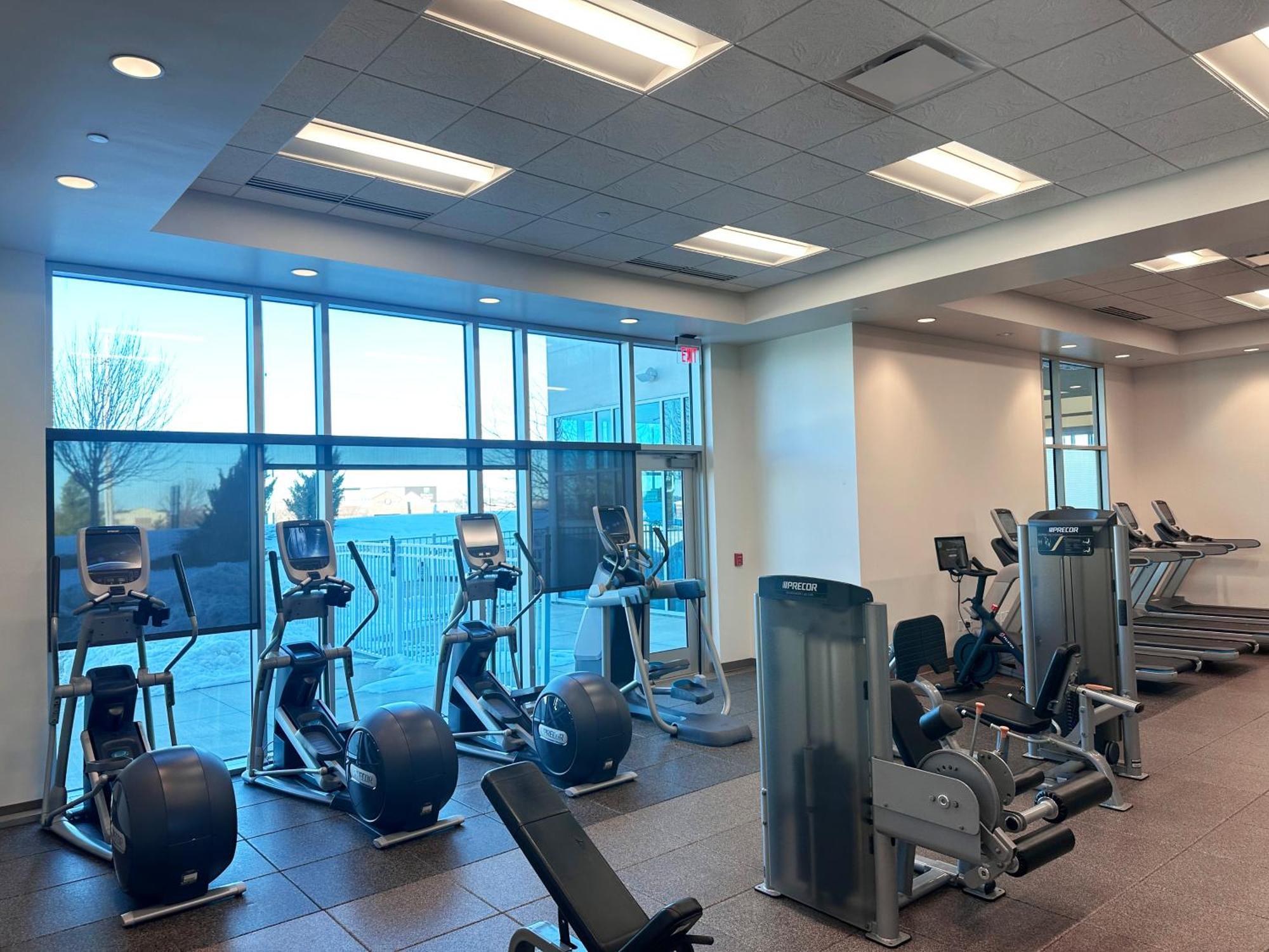 Embassy Suites By Hilton Kansas City Olathe Dış mekan fotoğraf